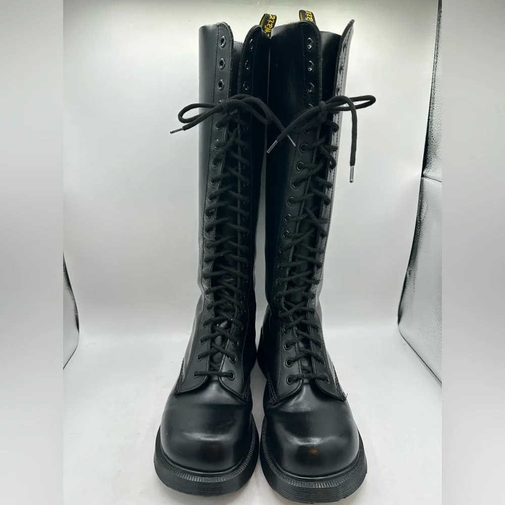 Vintage 90s MIE Dr. Martens Black 1420 Chunky
Square Toe 20 Eye Boot UK 5 US 7 - Picture 4 of 15